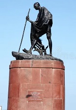 உடைந்த-சிலை